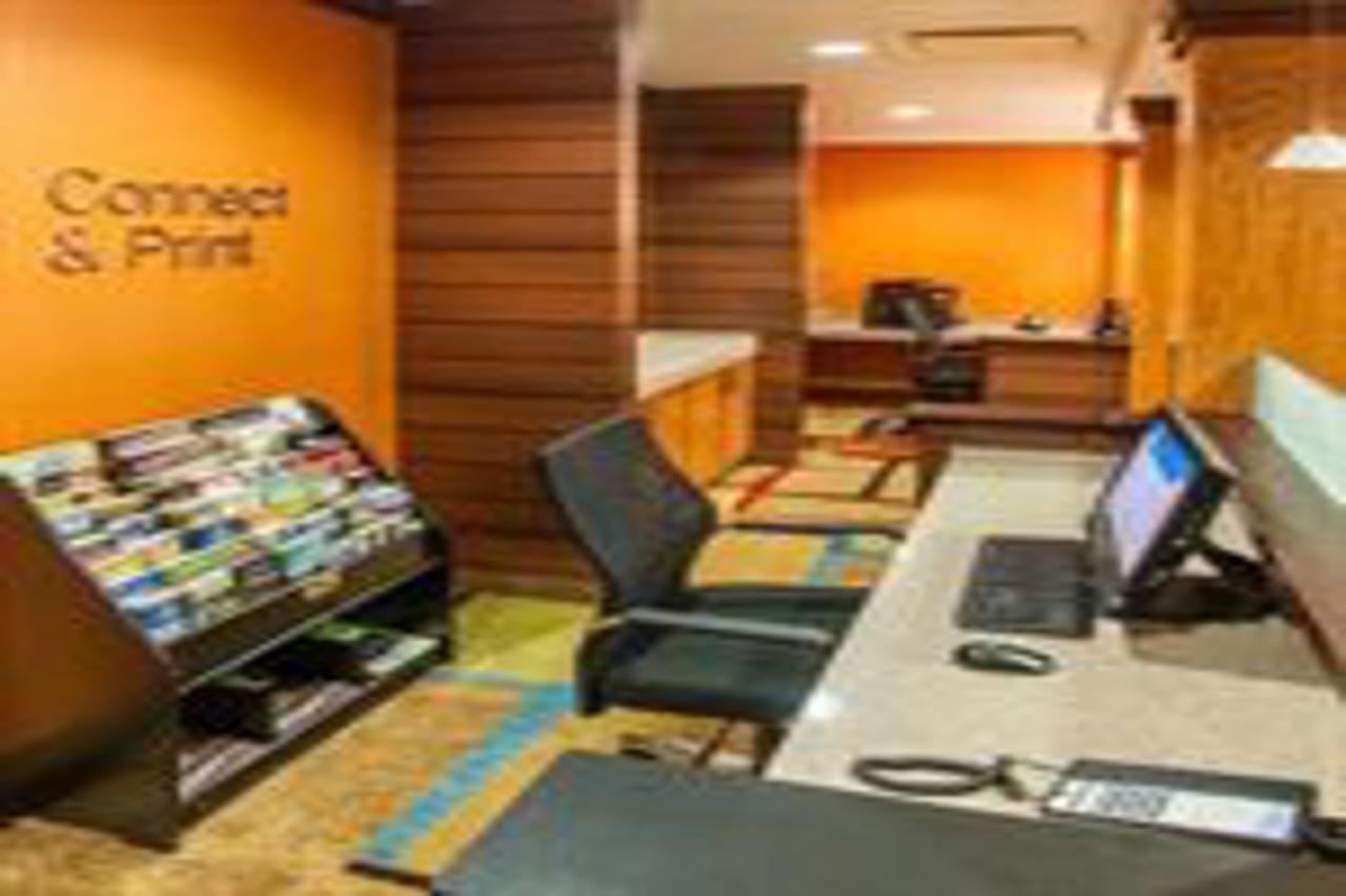 Comfort Inn & Suites Akron South Eksteriør bilde