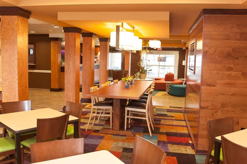 Comfort Inn & Suites Akron South Eksteriør bilde