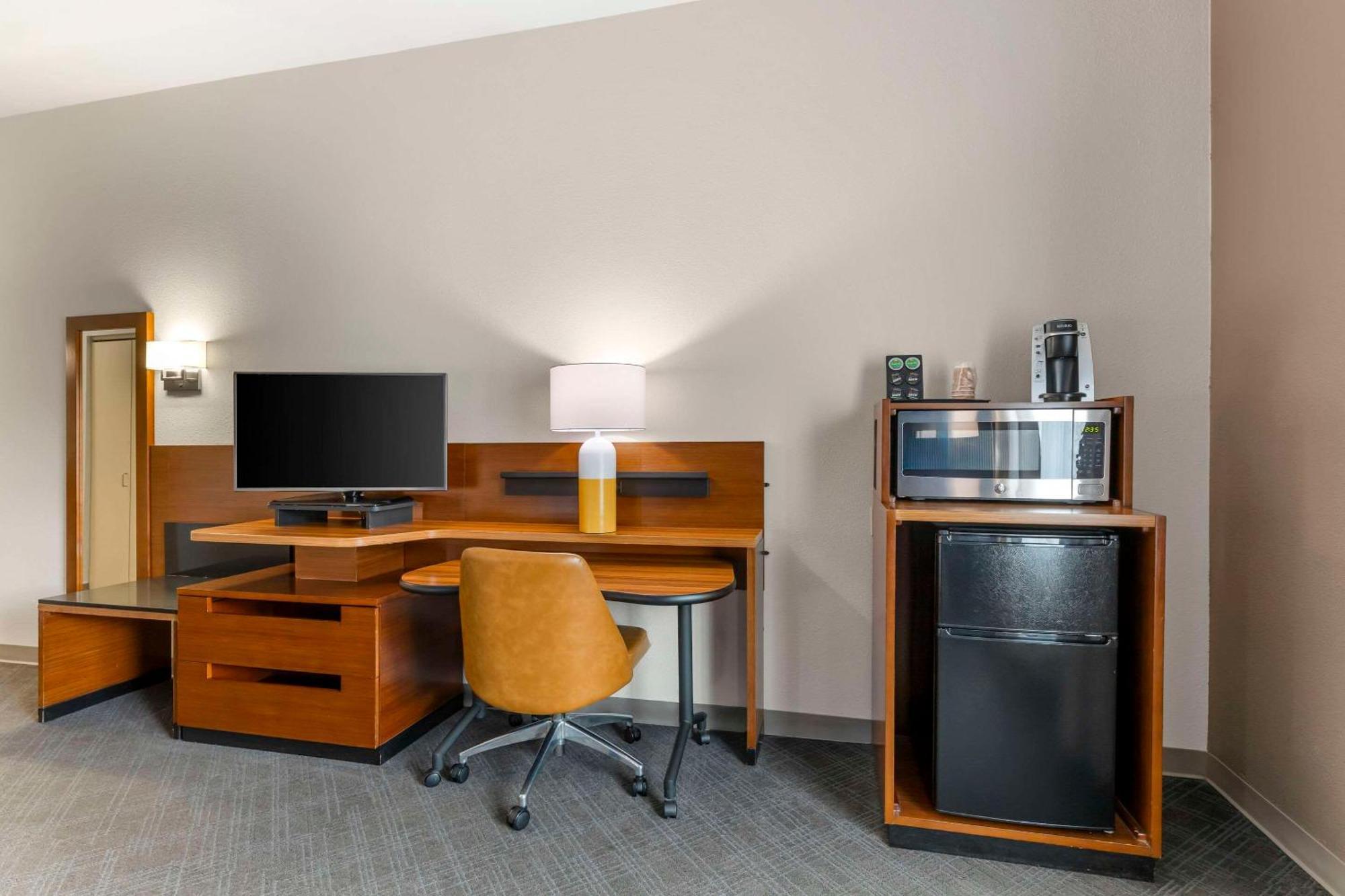 Comfort Inn & Suites Akron South Eksteriør bilde