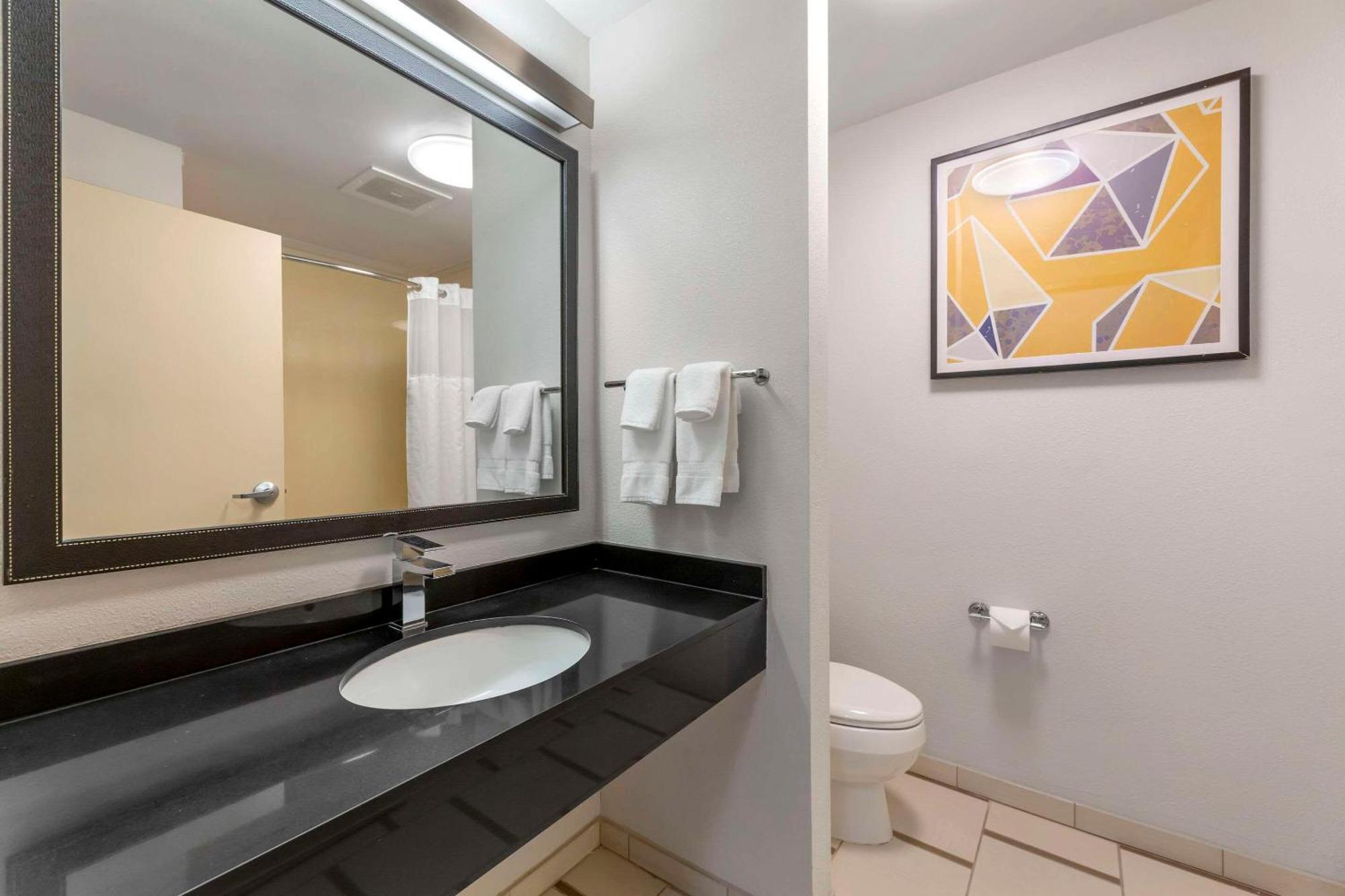 Comfort Inn & Suites Akron South Eksteriør bilde